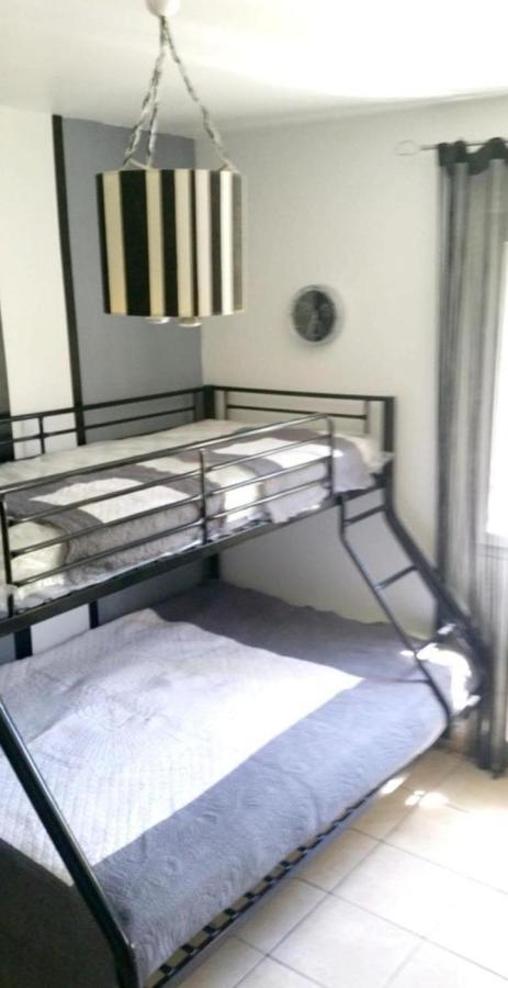 1832 La Rabassiere - *